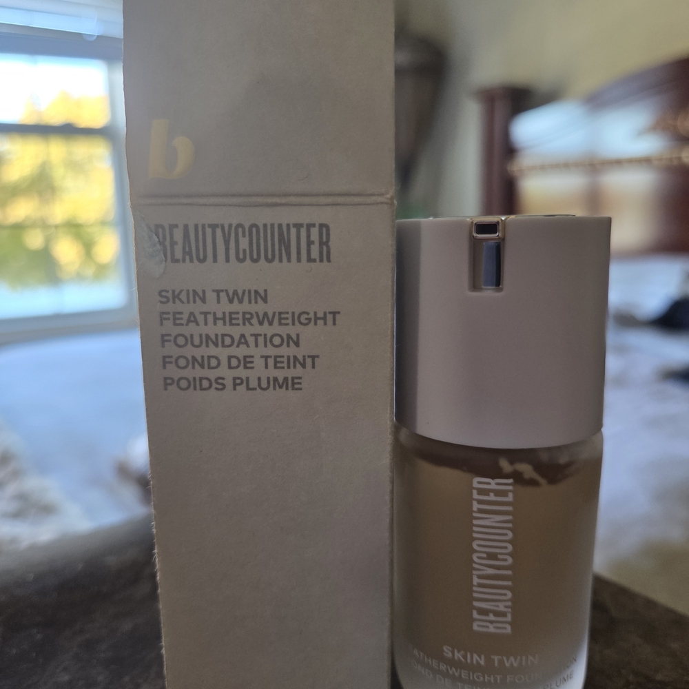 Beautycounter Skin Twin Foundation - Plume